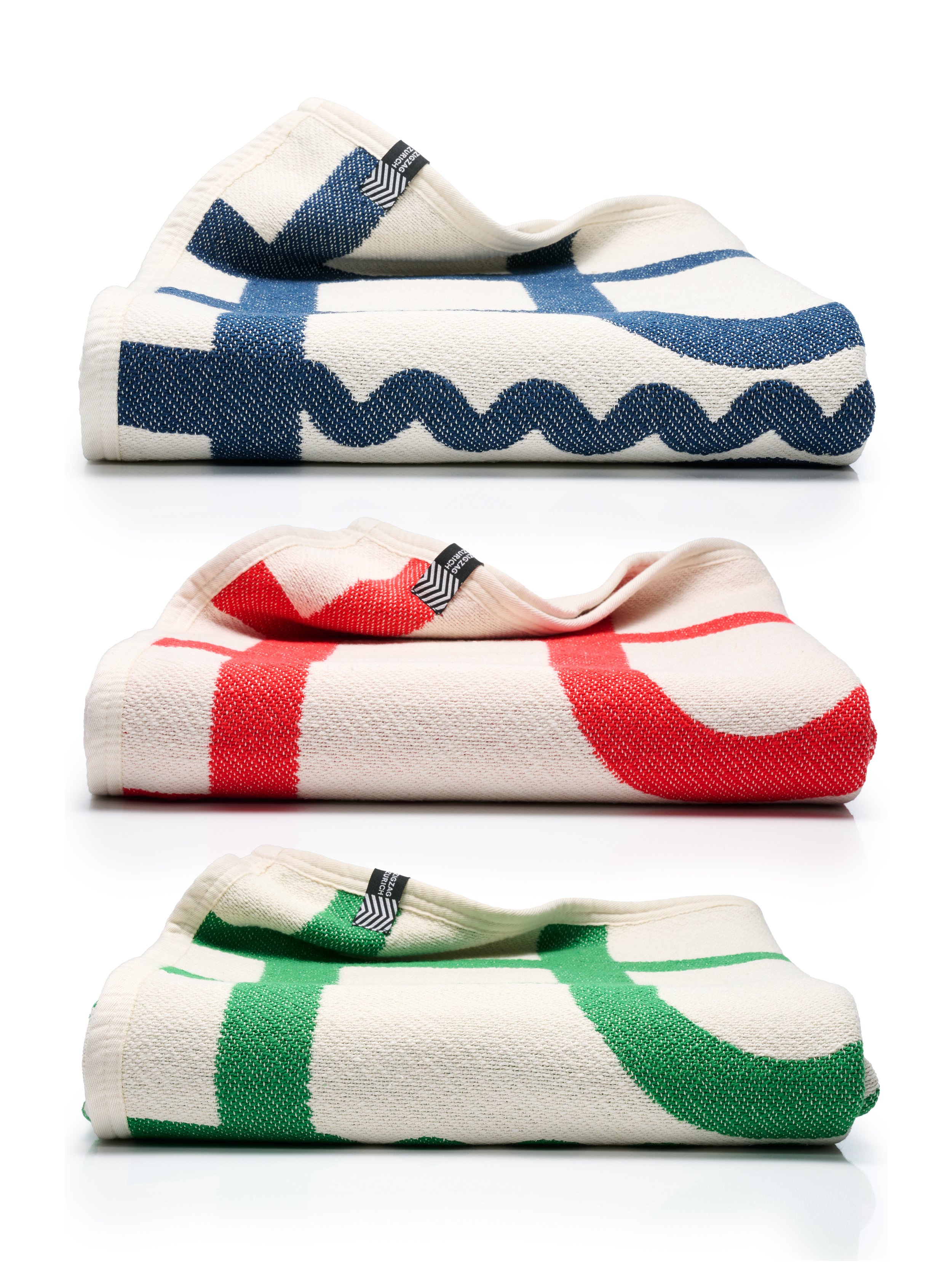 zzz_beach_towel_2025_maglia_red_mix copia.jpg