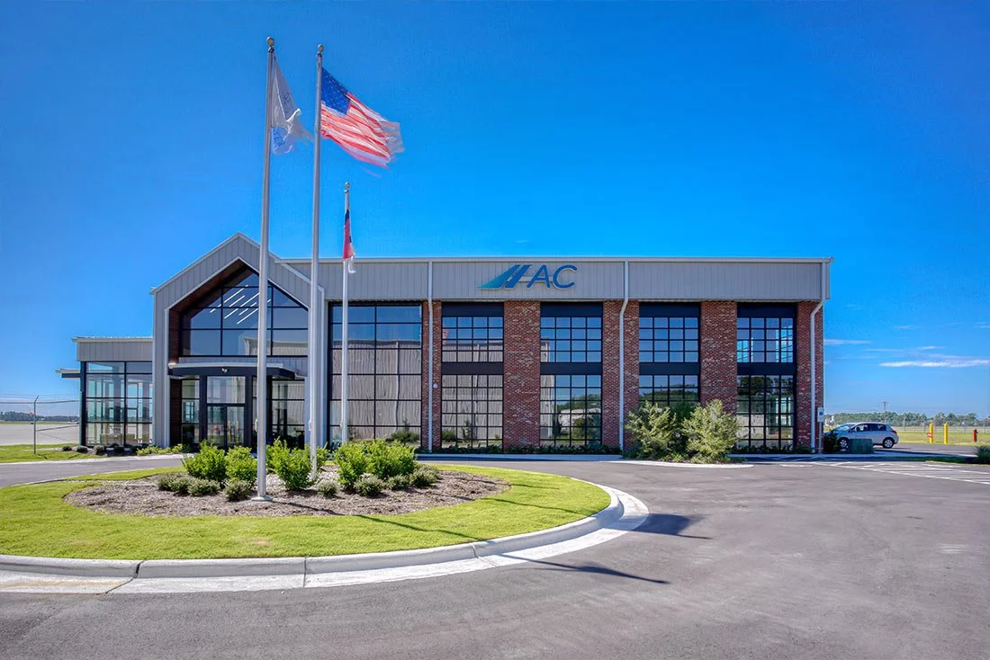aerocenter wilmington 07.jpg