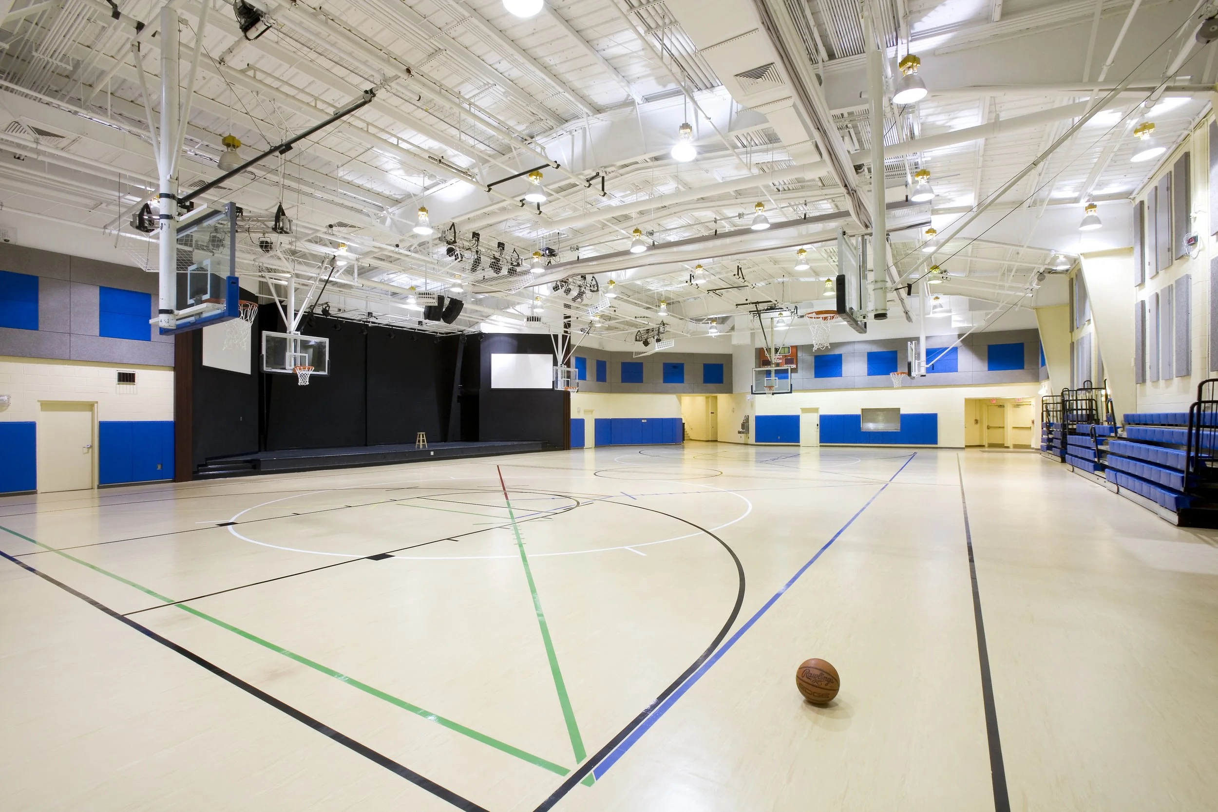 Immanual-Gym-5645Rt.jpg