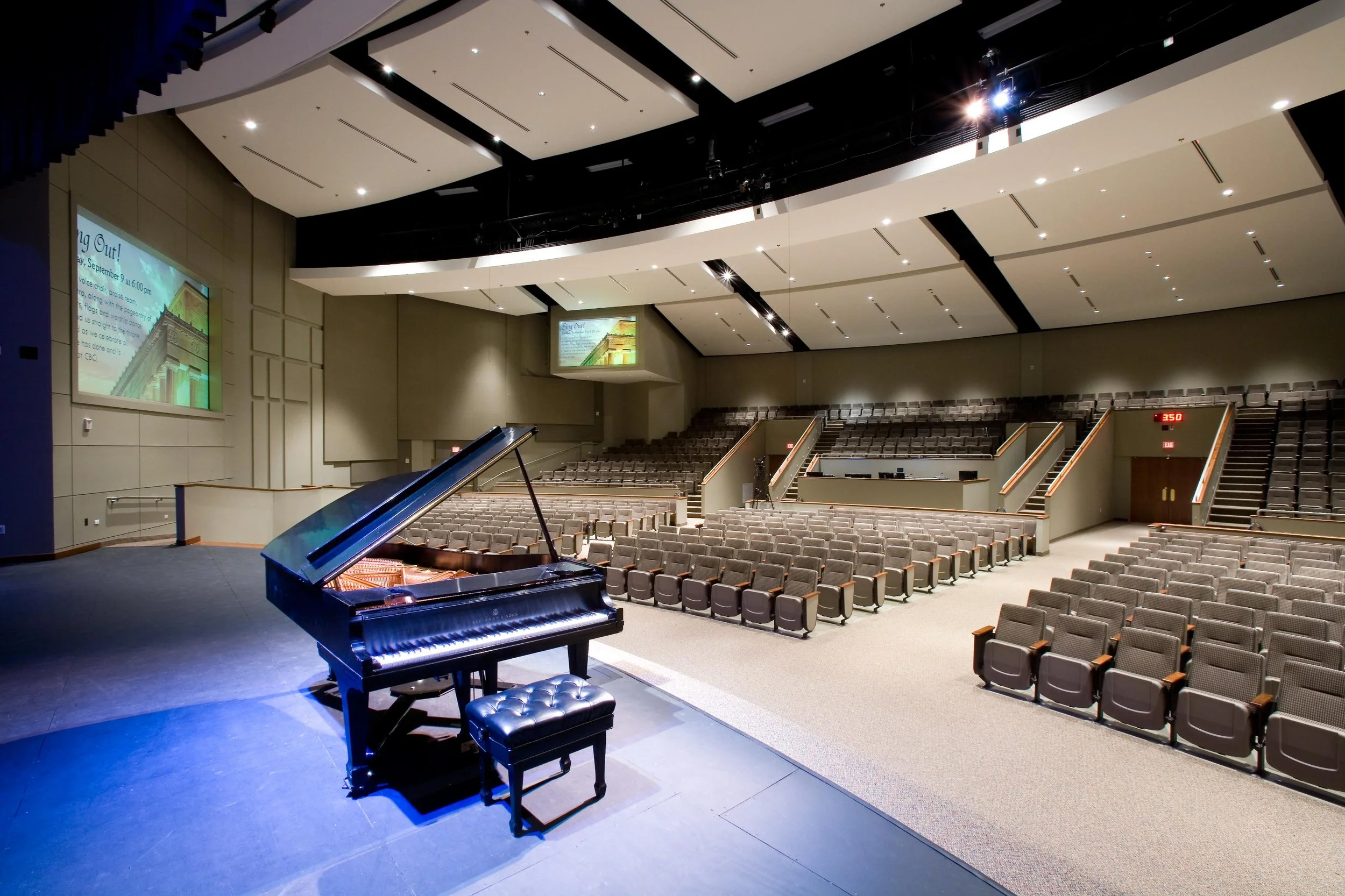 Centreville Baptist-9757Rt.jpg