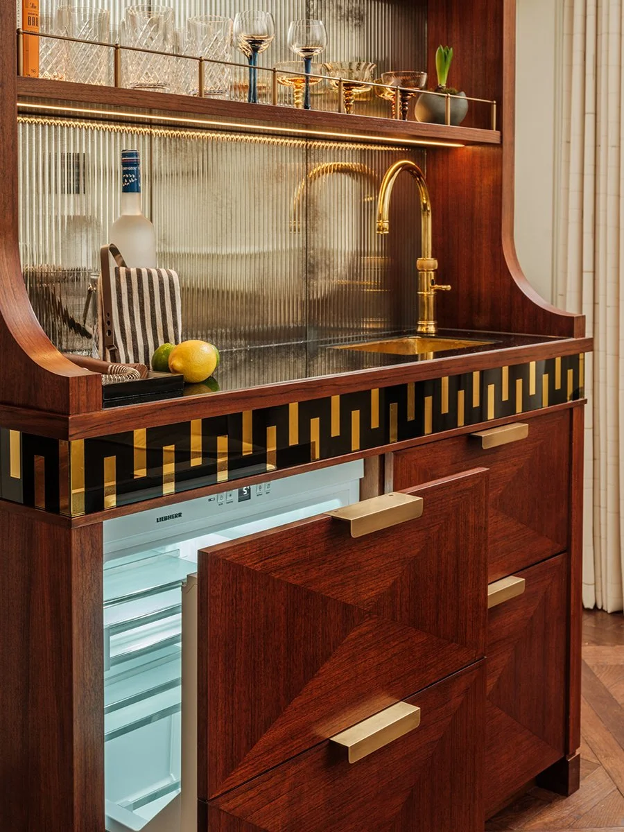 Custom Design Bar8.jpg