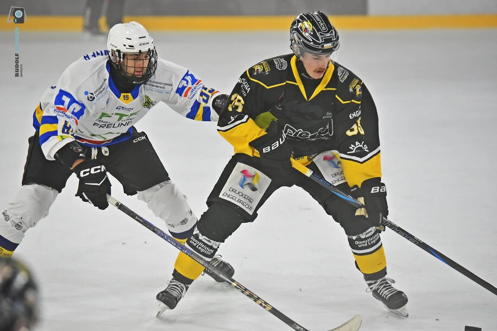 2025-11-09 EHC vs. ESV Waldkirchen 041-RZL.JPG