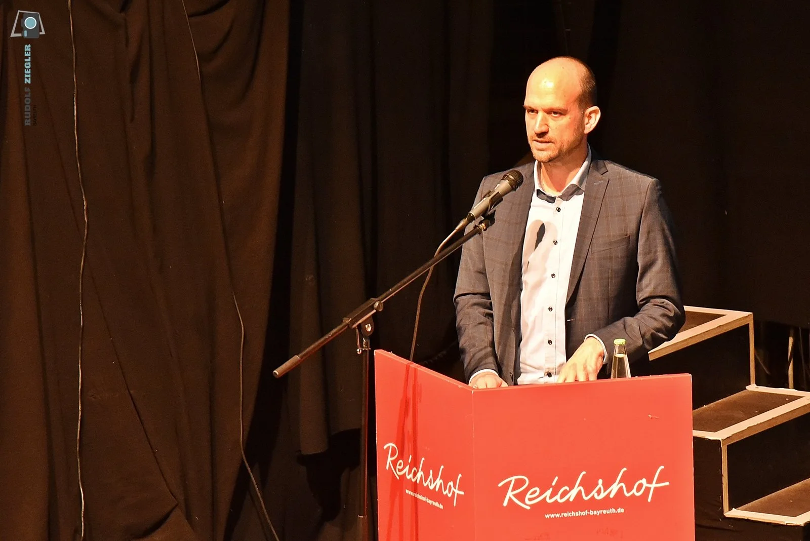 2025-11-20 Sportstadt Bayreuth - Leistungssport 090-RZL.JPG