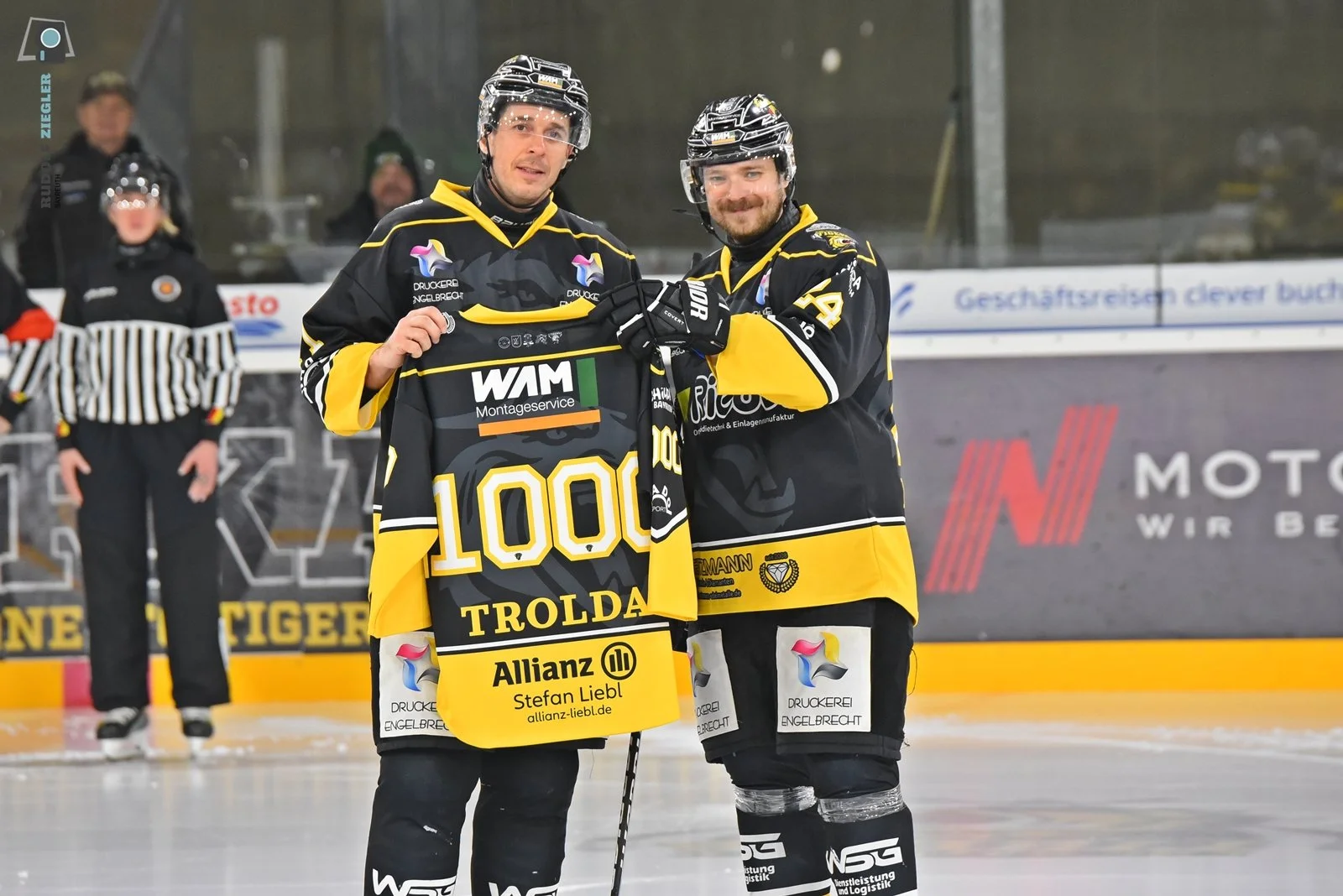 2025-11-29 EHC vs. EHC Stiftland Mitterteich 024-RZL.JPG