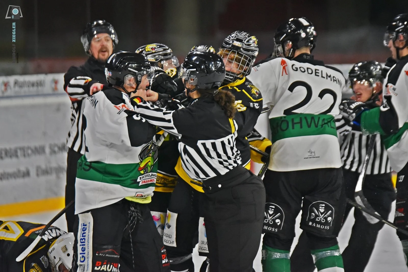 2025-11-29 EHC vs. EHC Stiftland Mitterteich 160-RZL.JPG