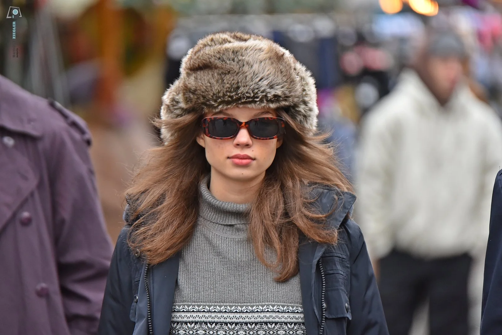 2025-12-06 Modenschau 051-RZL.JPG