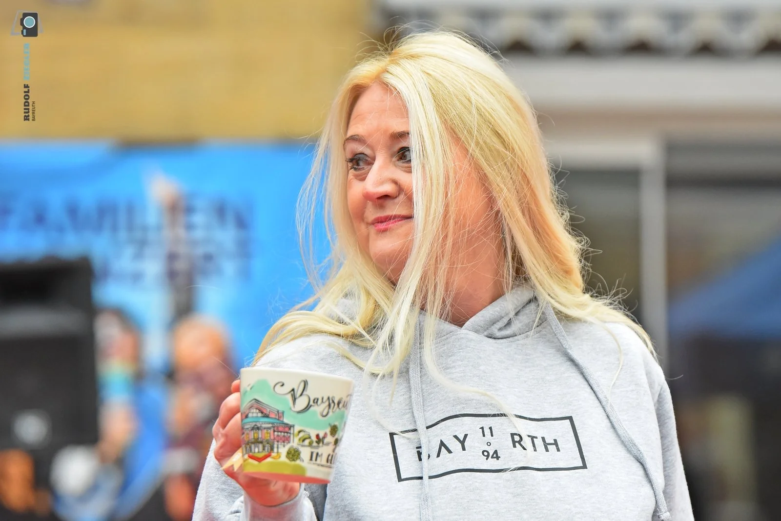 2025-12-06 Modenschau 098-RZL.JPG