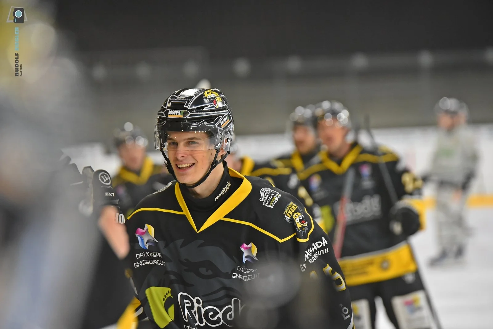 2025-12-07 EHC Bayreuth vs. EV Moosburg 038-RZL.JPG