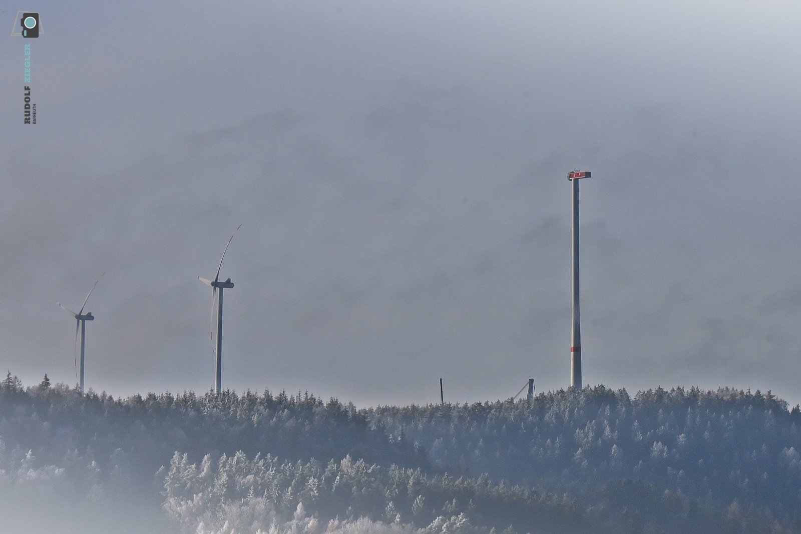 2025-12-16 Windrad - Pettendorfer Rangen 014-RZL.JPG