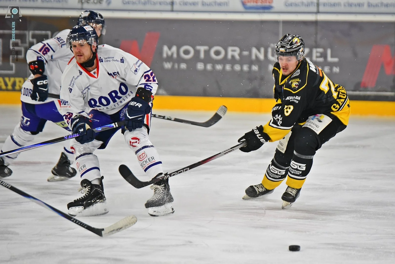 2026-01-10 EHC vs. ESC Dorfen 044-RZL.JPG