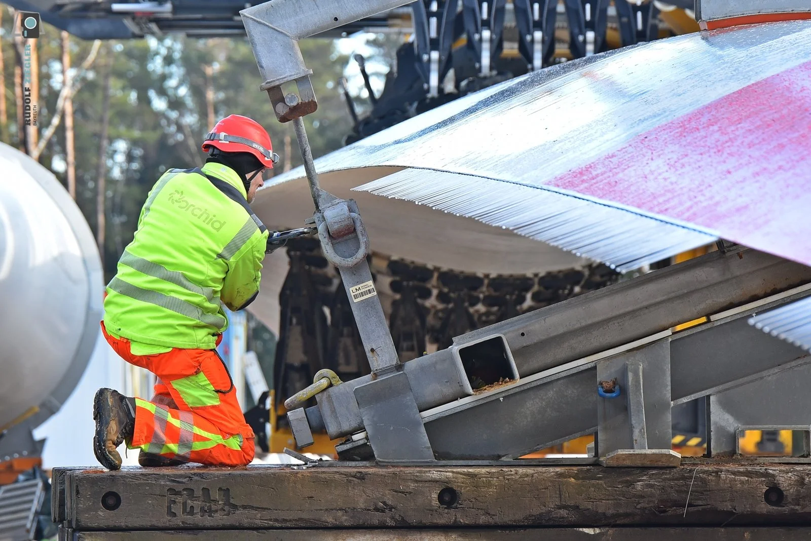 2026-01-16 Windrades Nr. 3 am Pettendorfer Rangen - Montage Flügel 072-RZL.JPG