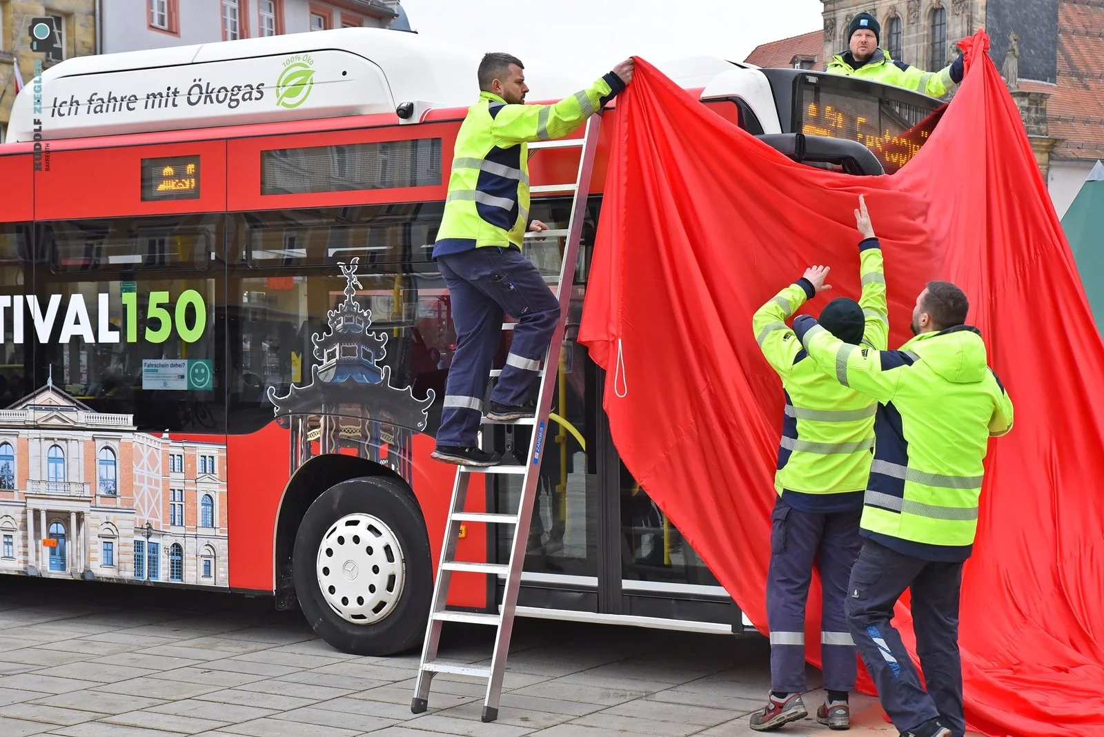 2026-02-09 Festival150-Bus 002-RZL.JPG