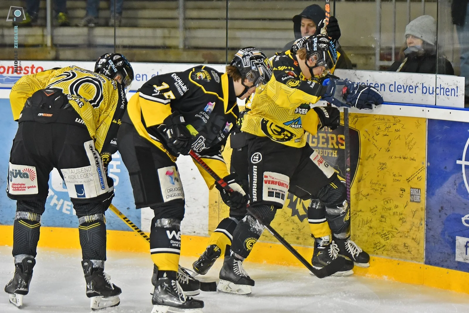 2026-02-22 EHC vs. Sonthofen 049-RZL.JPG