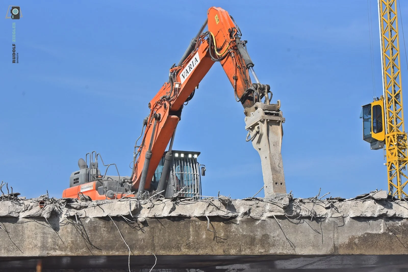 2026-03-07 Abbruch Rampe 3 der Hochbrücke 058-RZL.JPG