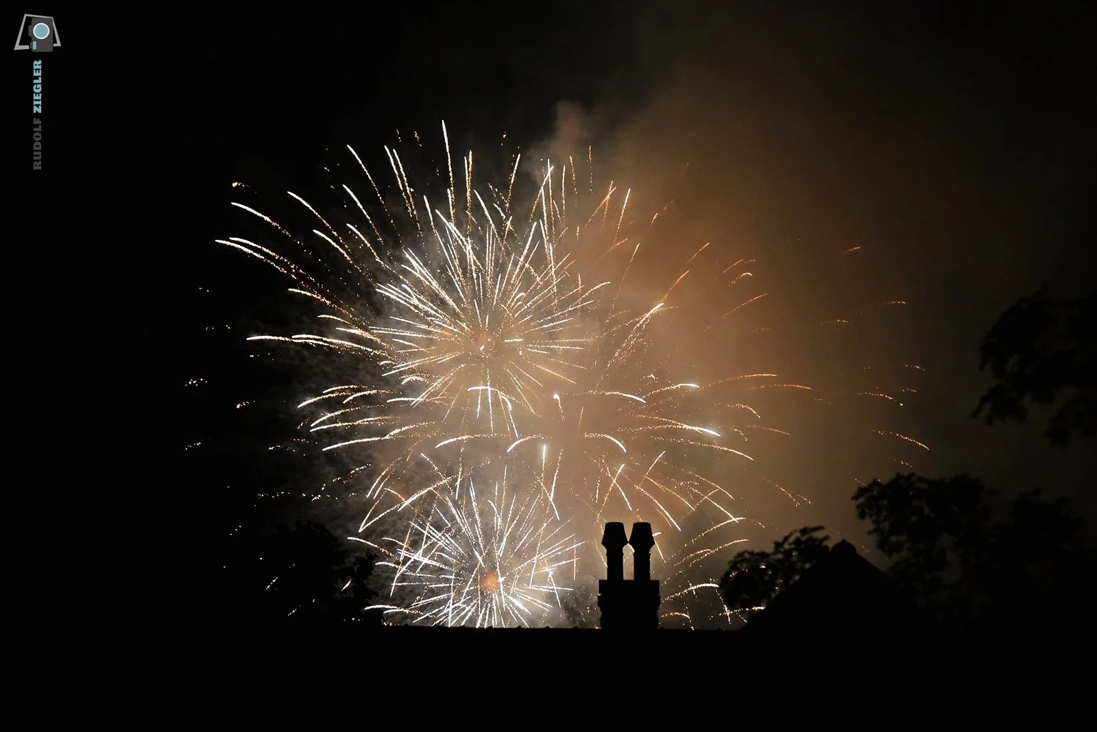 2026-05-31 Feuerwerk Volksfest 128-RZL.JPG