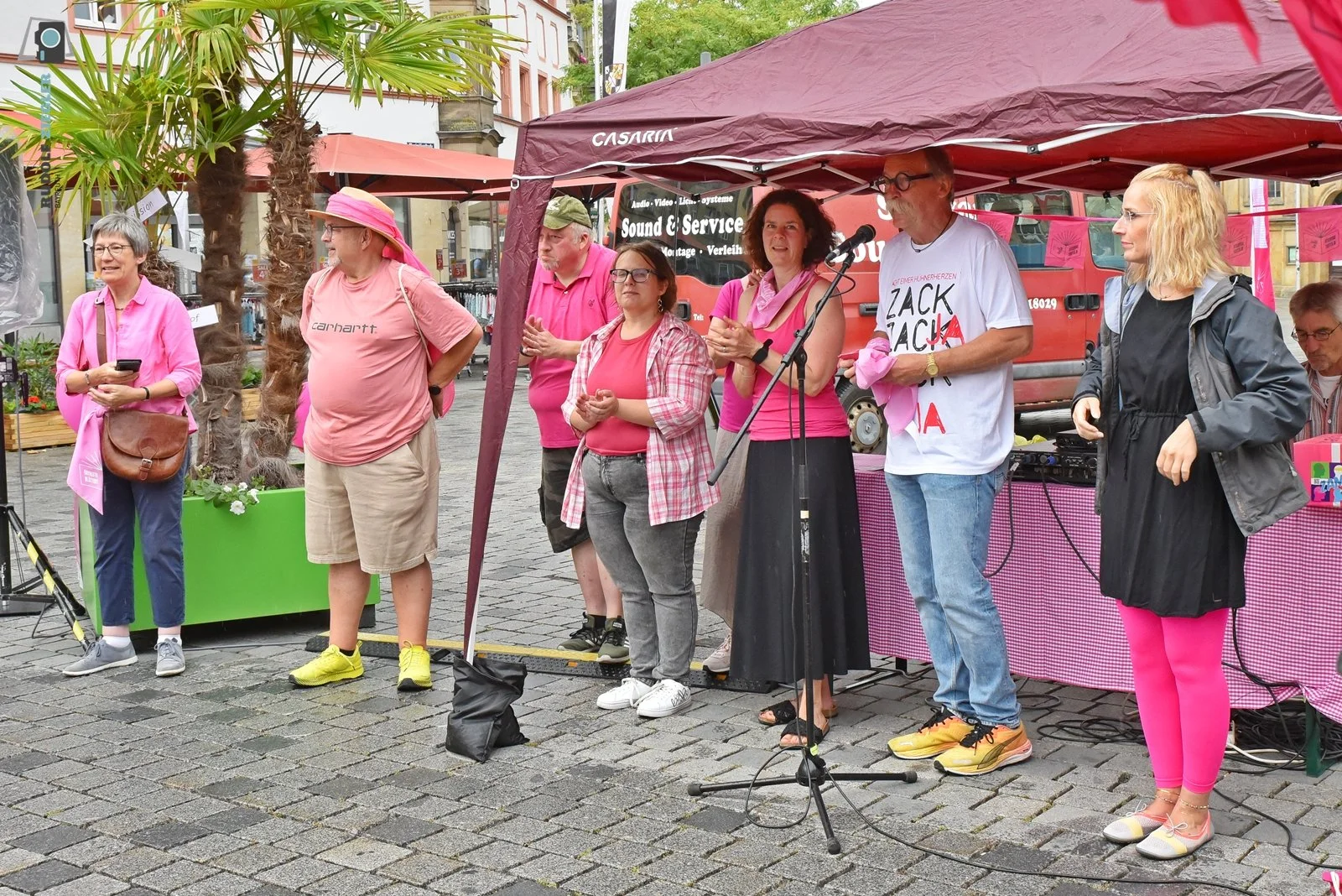 2026-08-01 Bayreuth blättert 040-RZL.JPG