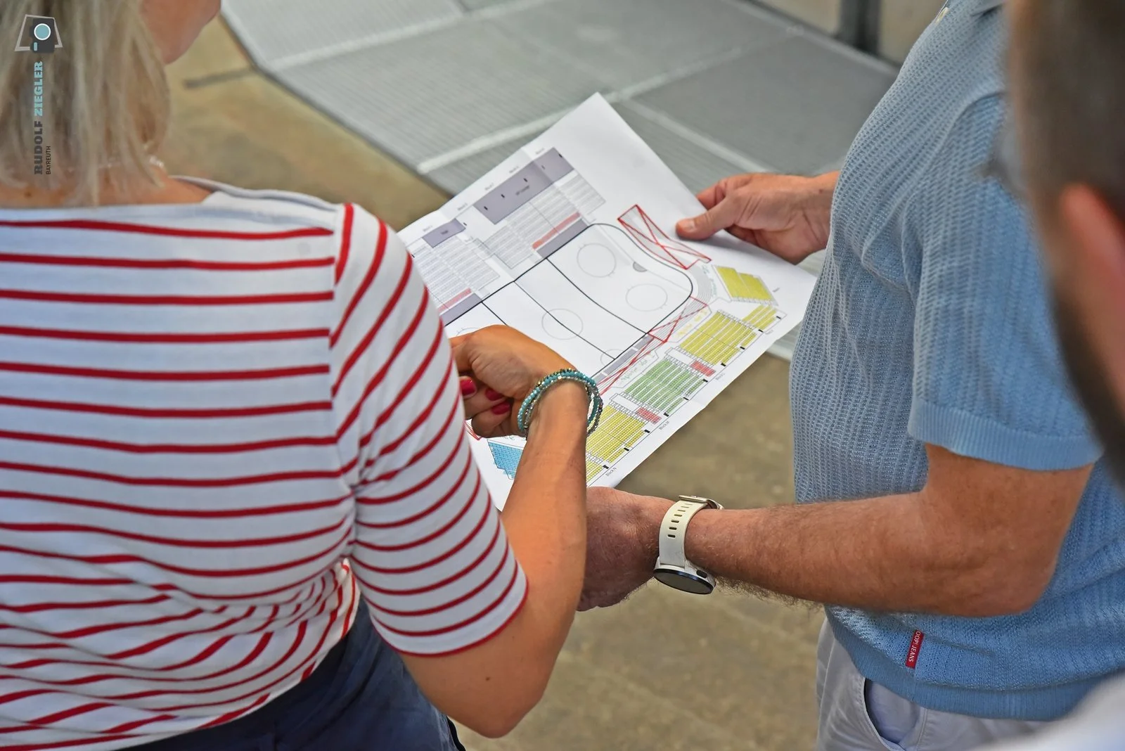 2026-08-14 Eisstadion Sperrung Stehplätze 055-RZL.JPG