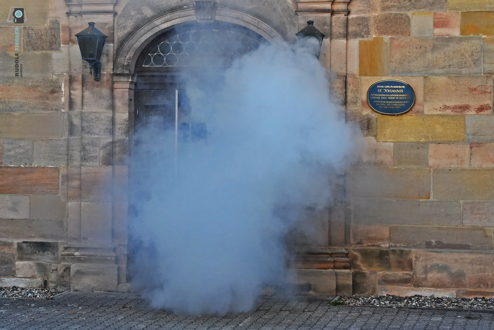 “Feuer in der Kirche!”