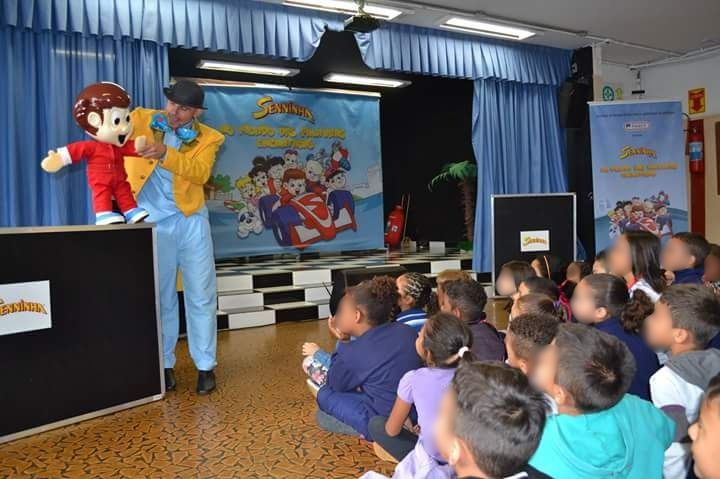 Ivian na Escola – Contação de histórias