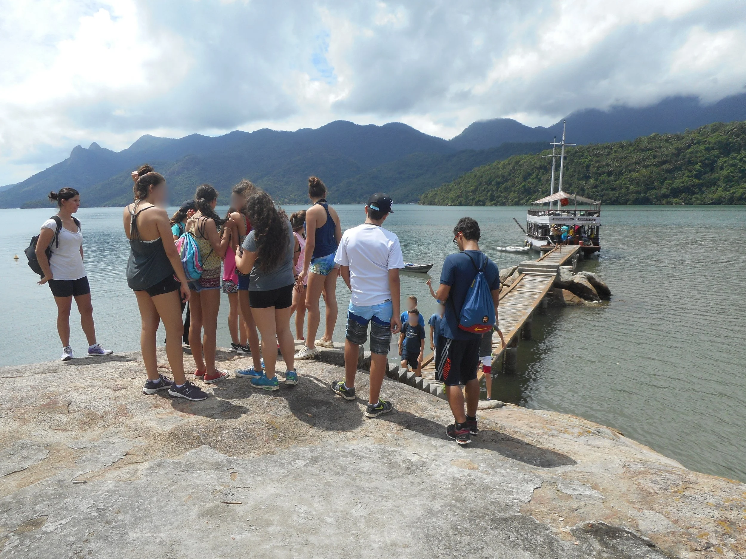 935f3877-8a42-4634-9bde-c49c6e68cb4c.jpg
