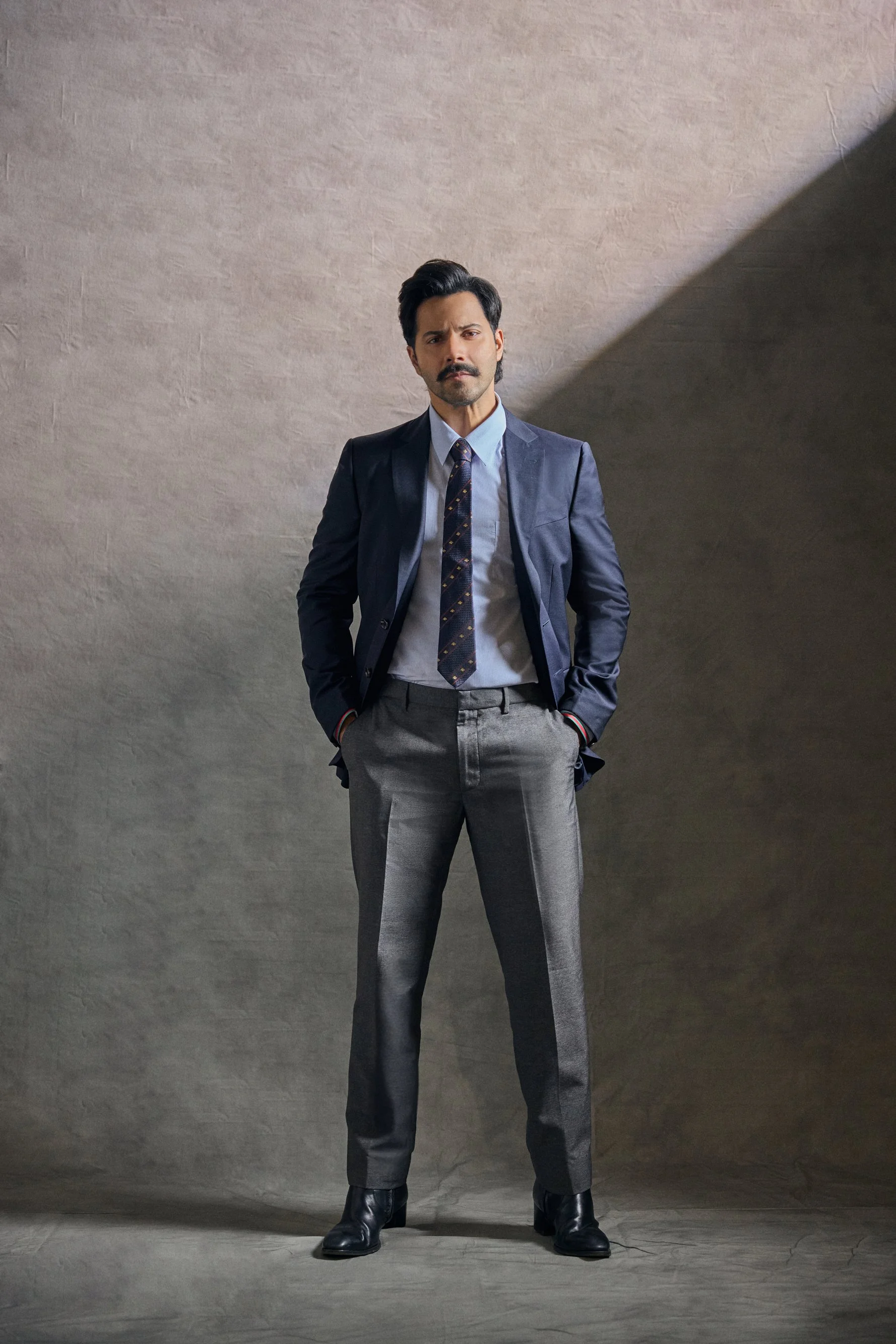 Varun Dhawan (16th December 2025)27354_v1.jpg