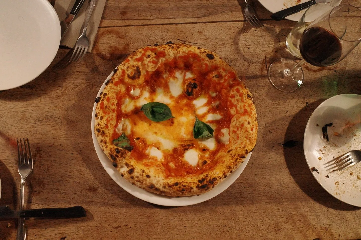 &ldquo;I bet this pizza doesn&rsquo;t come sliced&rdquo; was the last thing I said before blacking out with joy from the pizza at @sartoriapanatieri