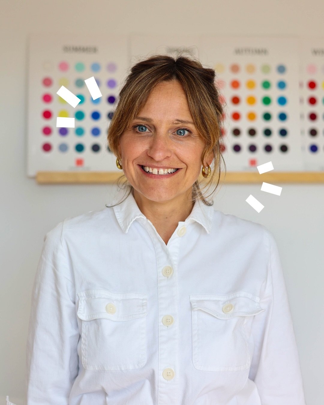 Hey! I&rsquo;m Flo - the face and colour lover behind Hey Colours ♡

I&rsquo;ve been lucky enough to run Hey Colours for the past 18 months and help hundreds of you discover your WOW colours ✿

With a background in fashion, design, and lifestyle even