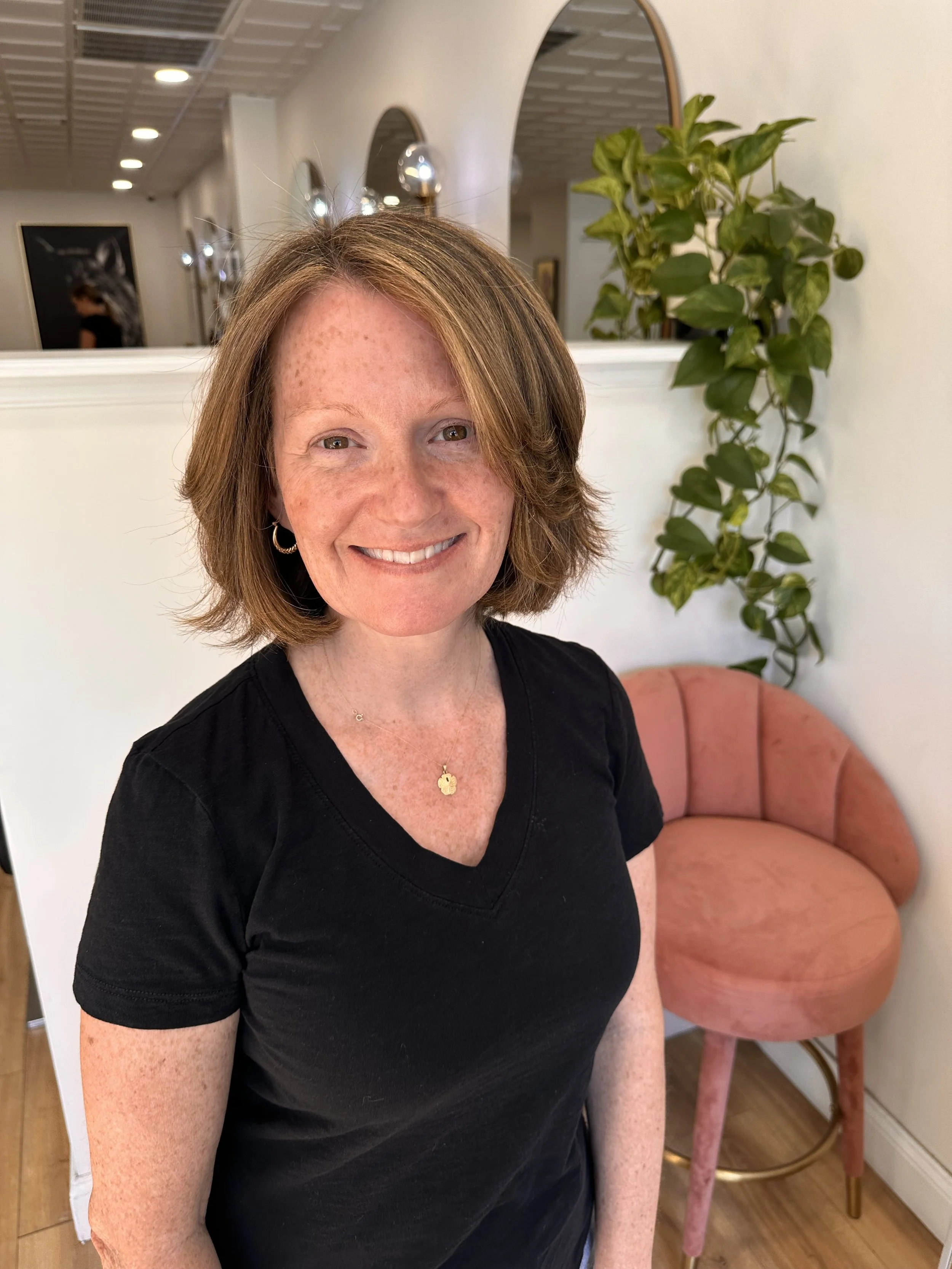 Highlights by Anna Cut + blowout by Denis