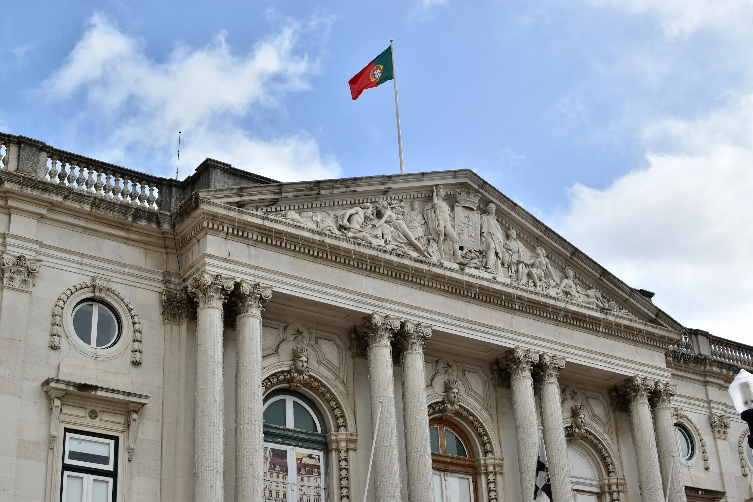 Portugal's Rental Rules Are Changing (But Not Yet): The 2026 Advance Rent and Deposit Reform Explained