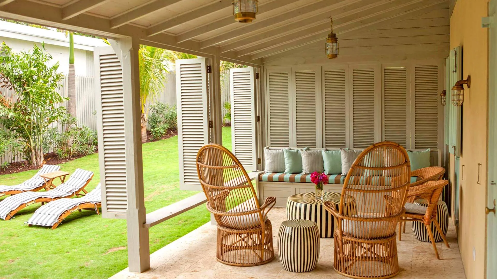 Salt Box Harbour Island