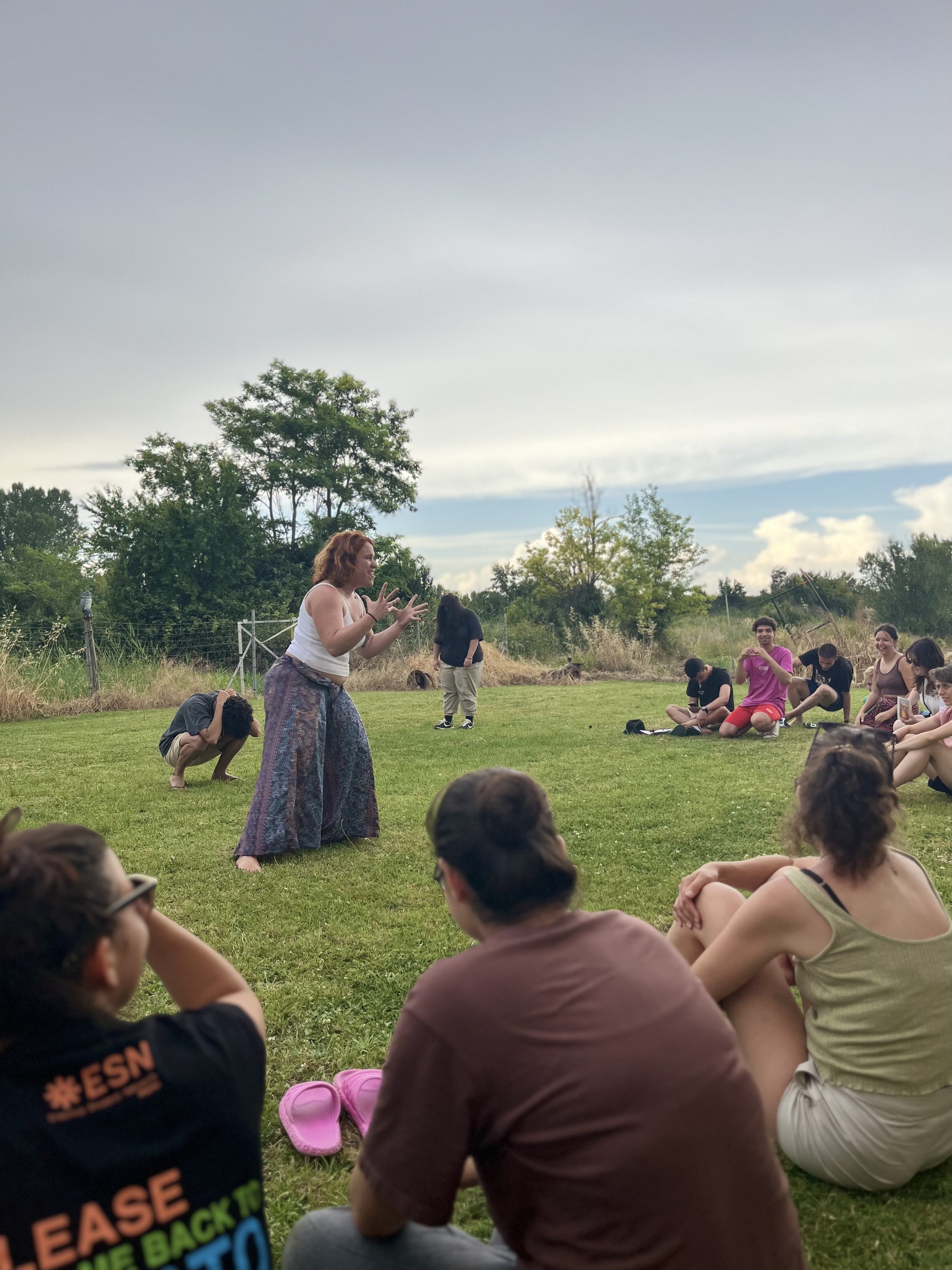 Actividad grupal al aire libre. 