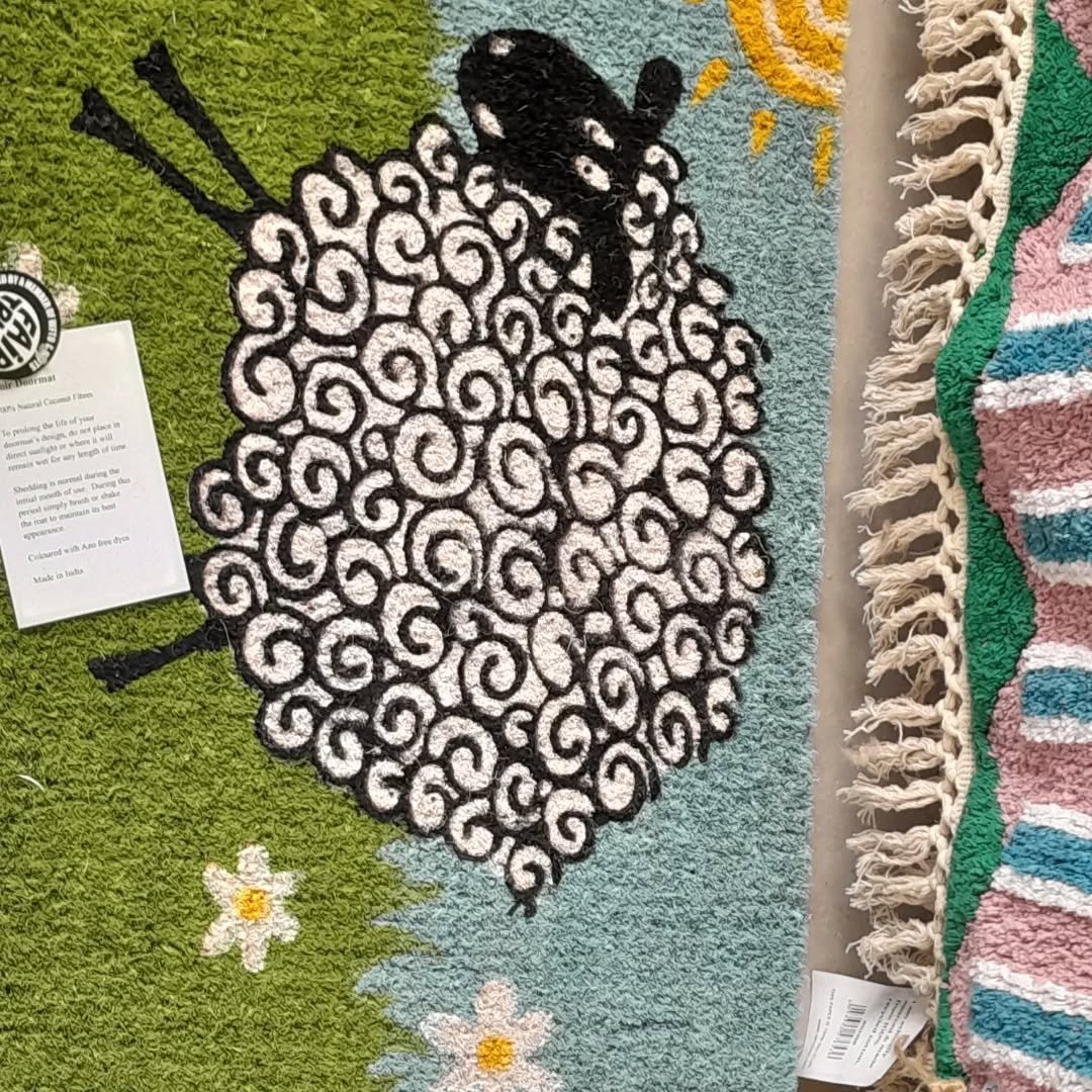Hello! 

A quick post to share the new large (45x75cm) #fairtrade coir doormats I have in stock.  Look at those colours - so vibrant! 🐑 🏵 🐘

#newstock #rugshop #warpandweft