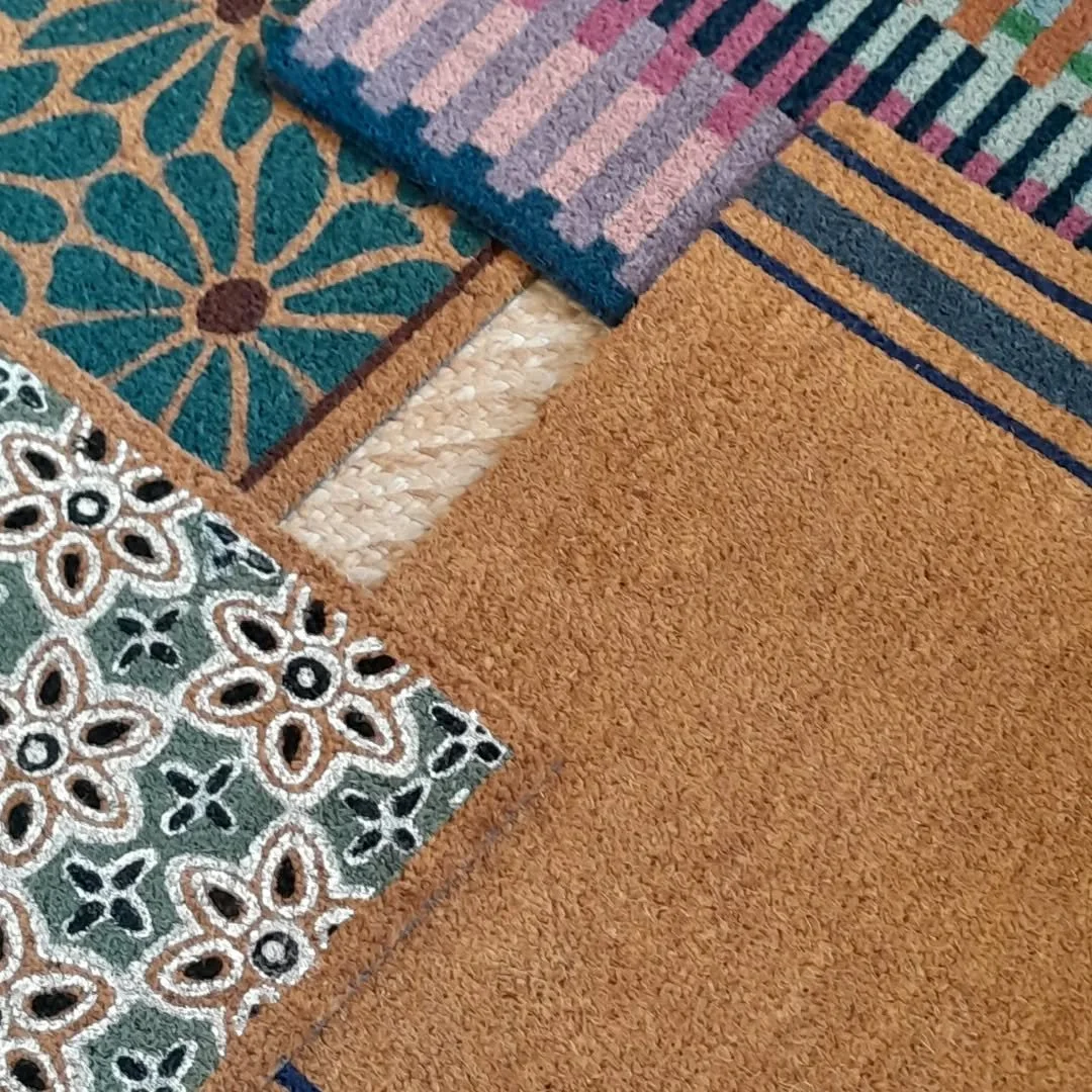 Prynhawn da from both of us in Aberteifi. 😃 🐾

We've had a re-jig ready for some new stock - lovely coir door mats and some fun bath mats. 🦞 🌸 🐥

Also, just arrived - a much-needed Ian Snow delivery: the Lizzie, Eleanor, Palazzo Geometric, Mallo