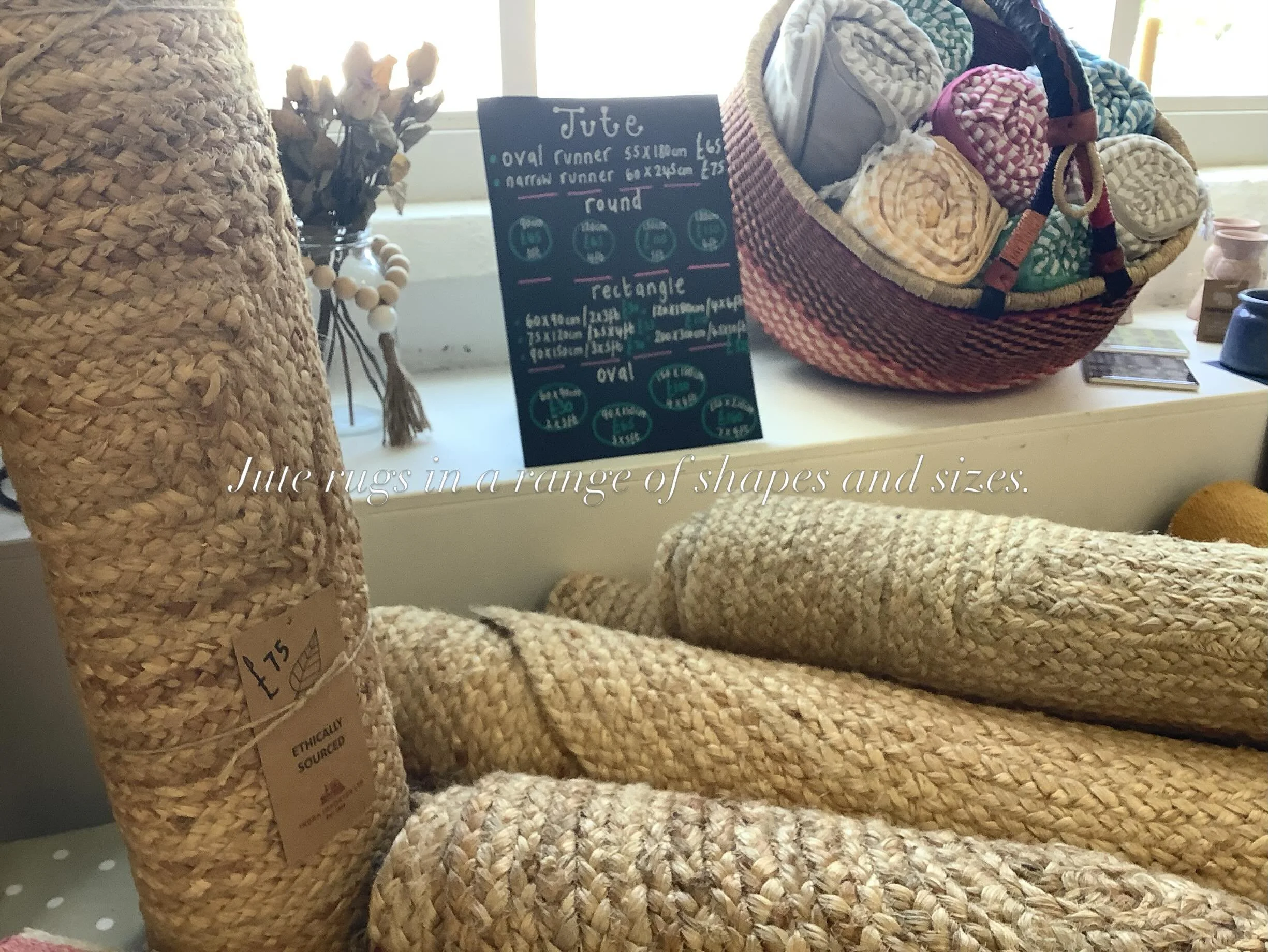 Bore da. Dydd Sawrn hapus! 😊

If you are looking for some forgiving and hardwearing rugs, of course wool rugs are winners, but so, too, are jute, seagrass, and cotton. 

We are open until 4pm today, and look forward to welcoming you. 

#fairtrade #r