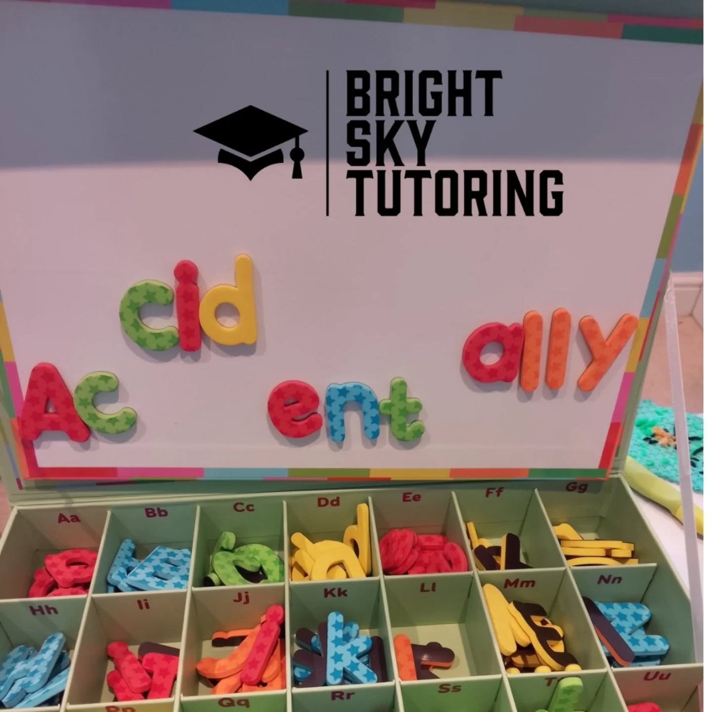 A great technique for learning spelling. Dyslexia students often need multisensory techniques - they have to learn in a different way to the 'conventional' phonetic approach. We focused on strategies for chunking the word and committing it to memory 