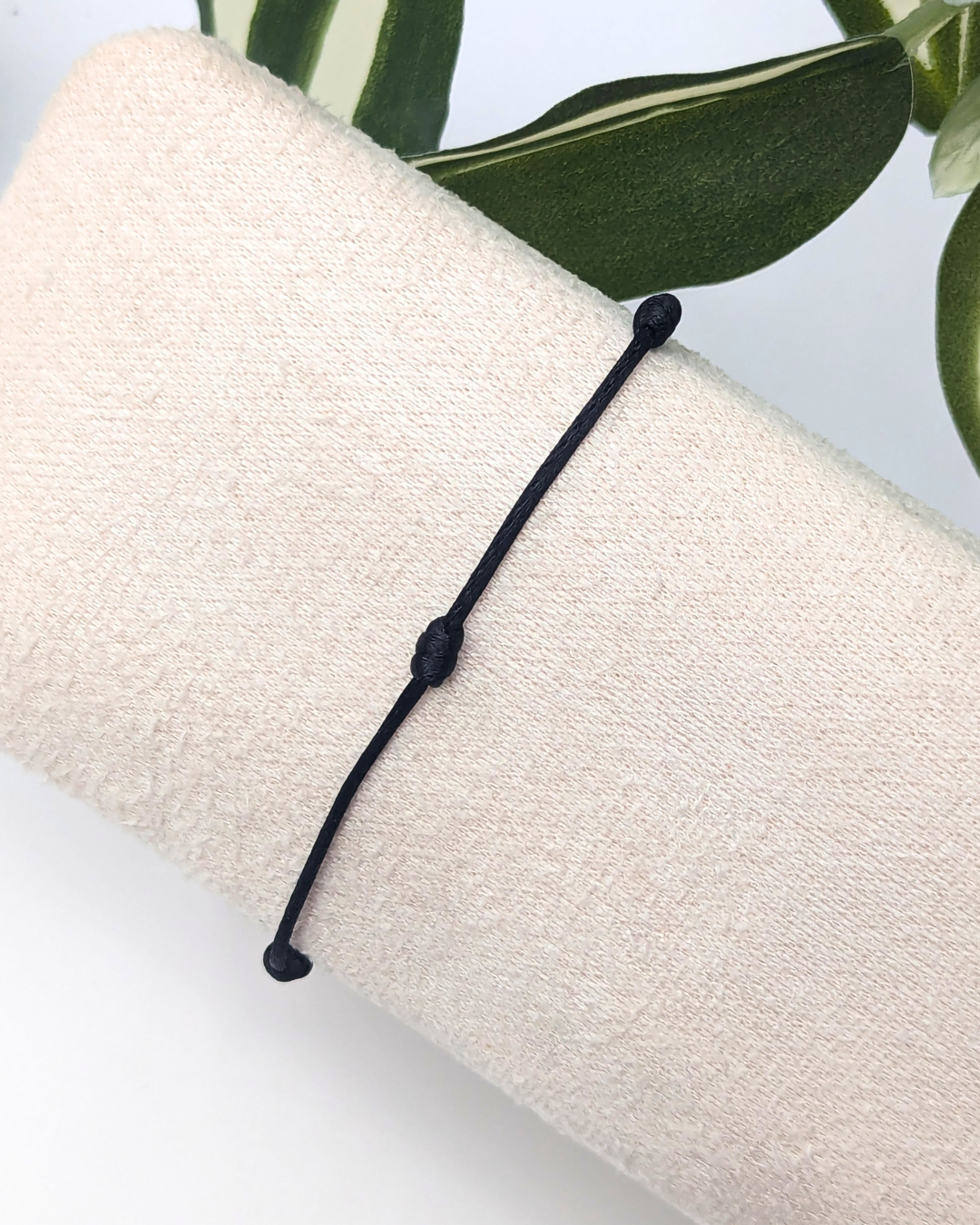 bracelet noir.png