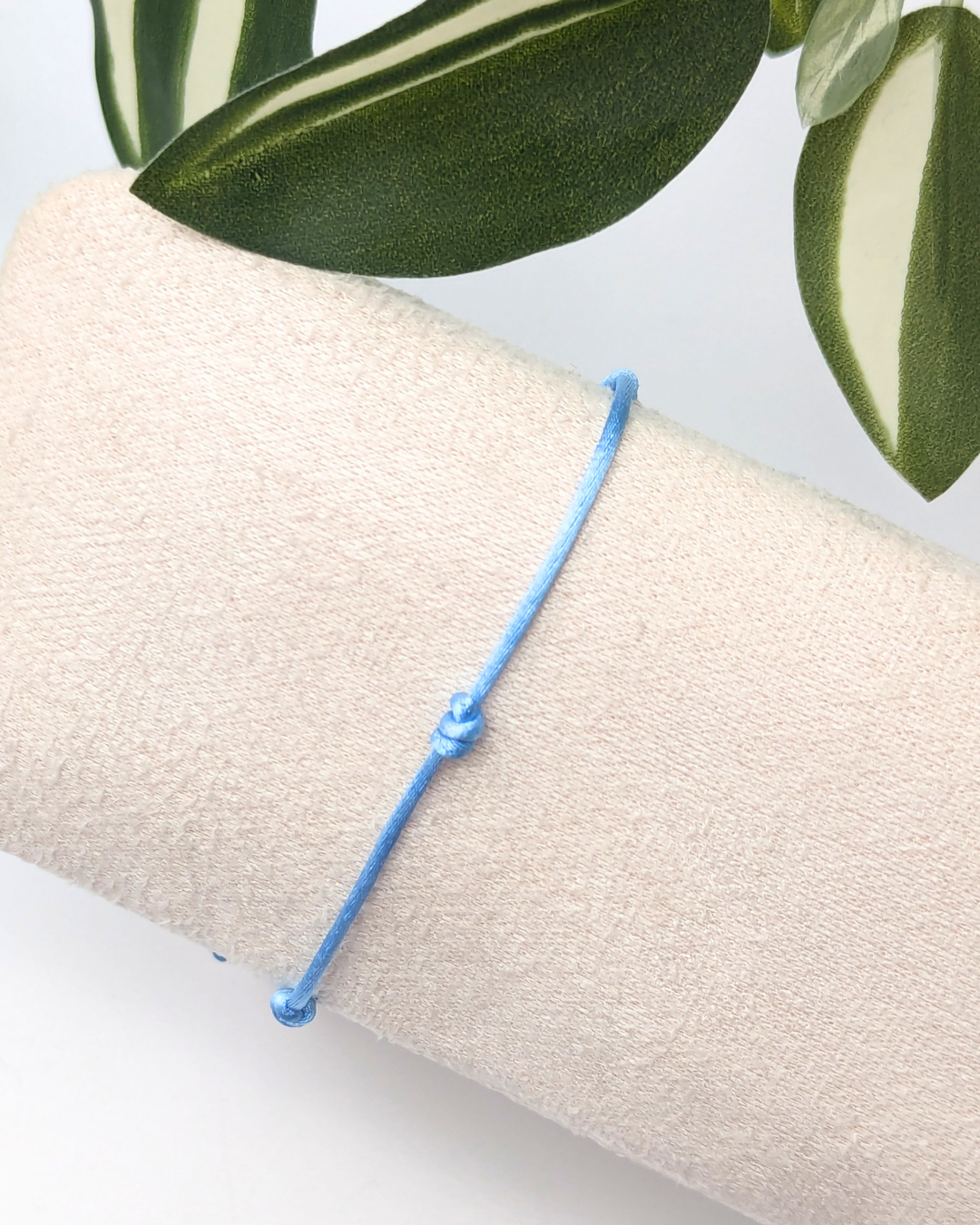 bracelet bleu clair.png