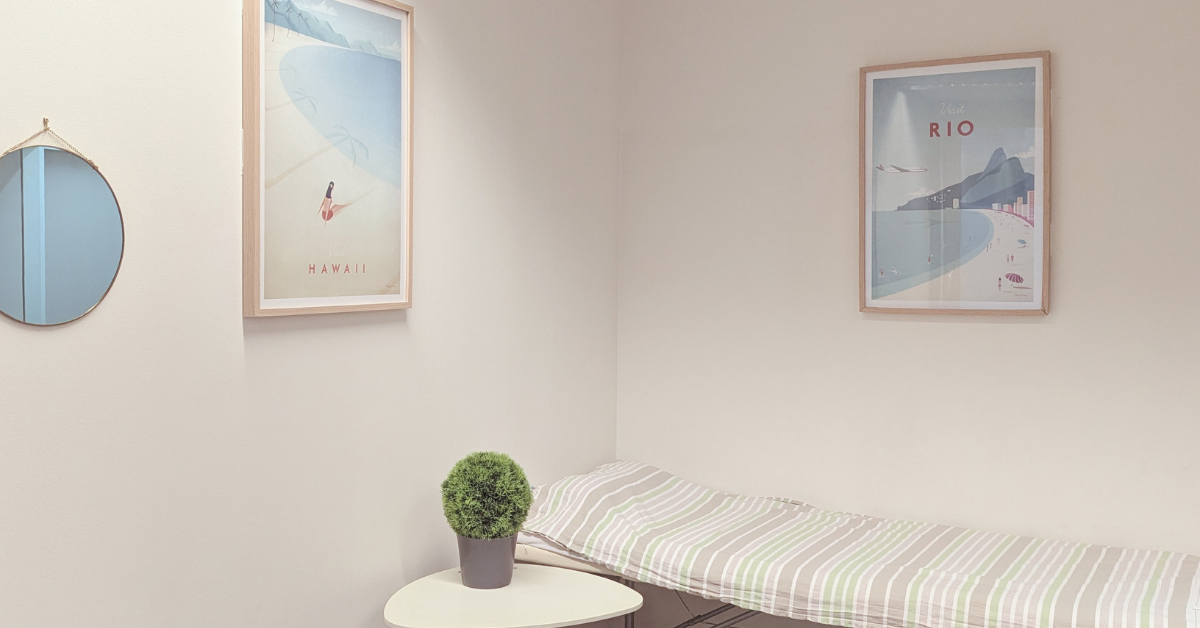 Table de soin cabinet Caroline Ricard Crissier