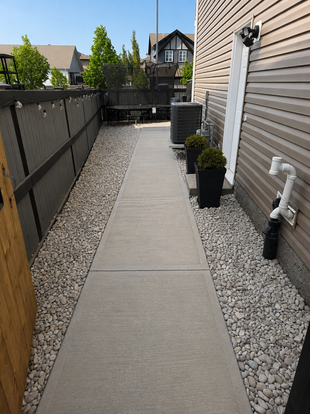 Side Yard rocks.png