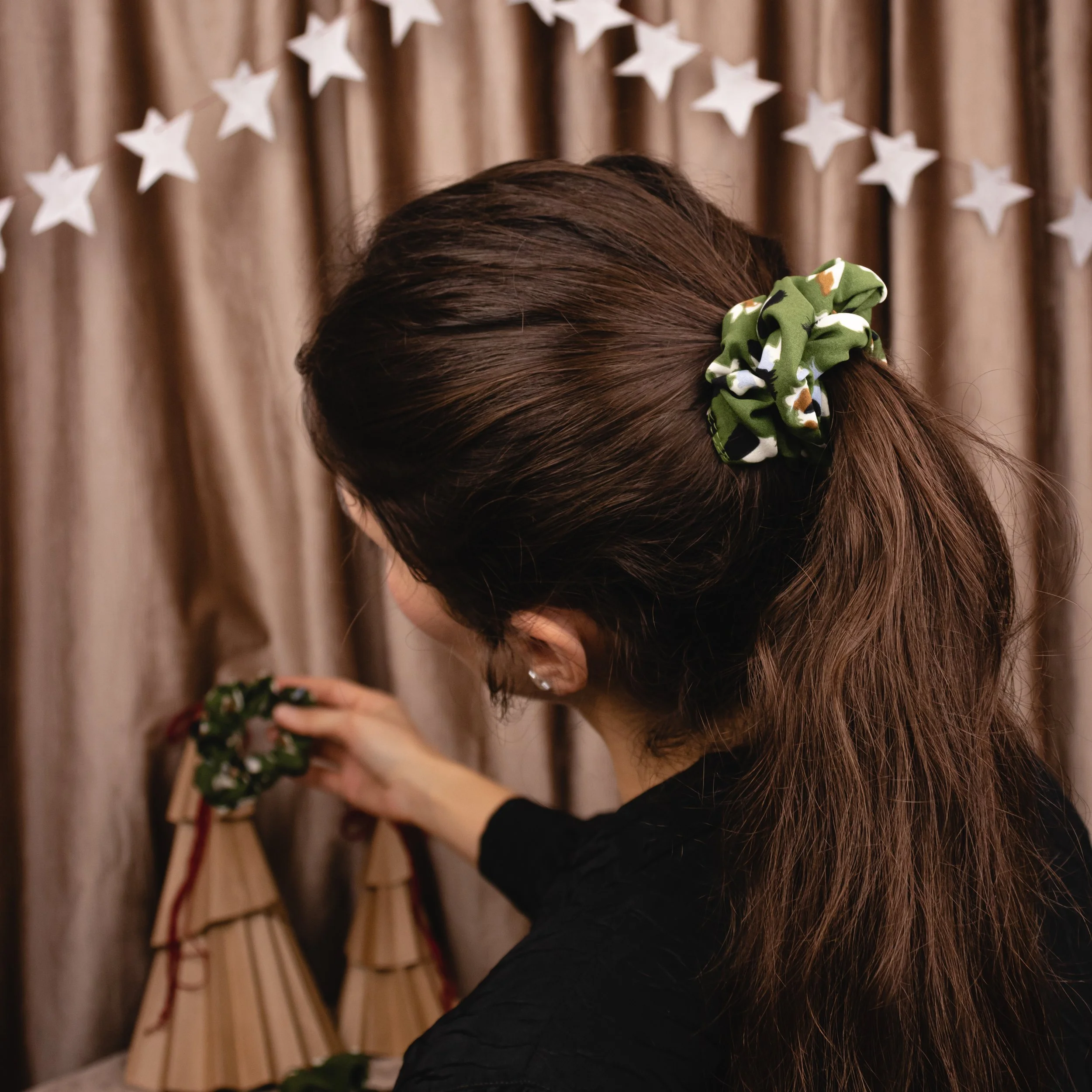 Festive_ Olive_Pattern_Scrunchie_6.JPEG