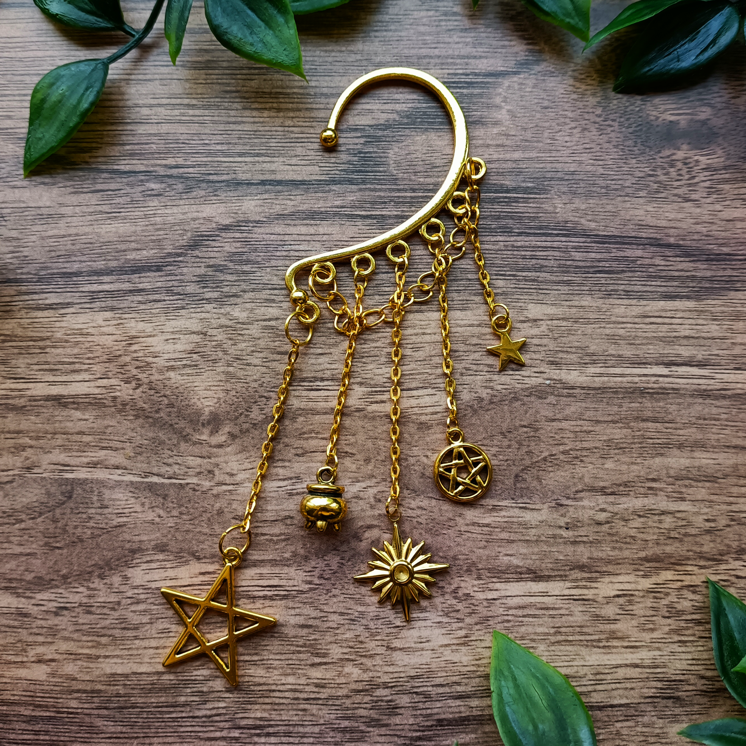 1 Gold Celestial Witch 1.png