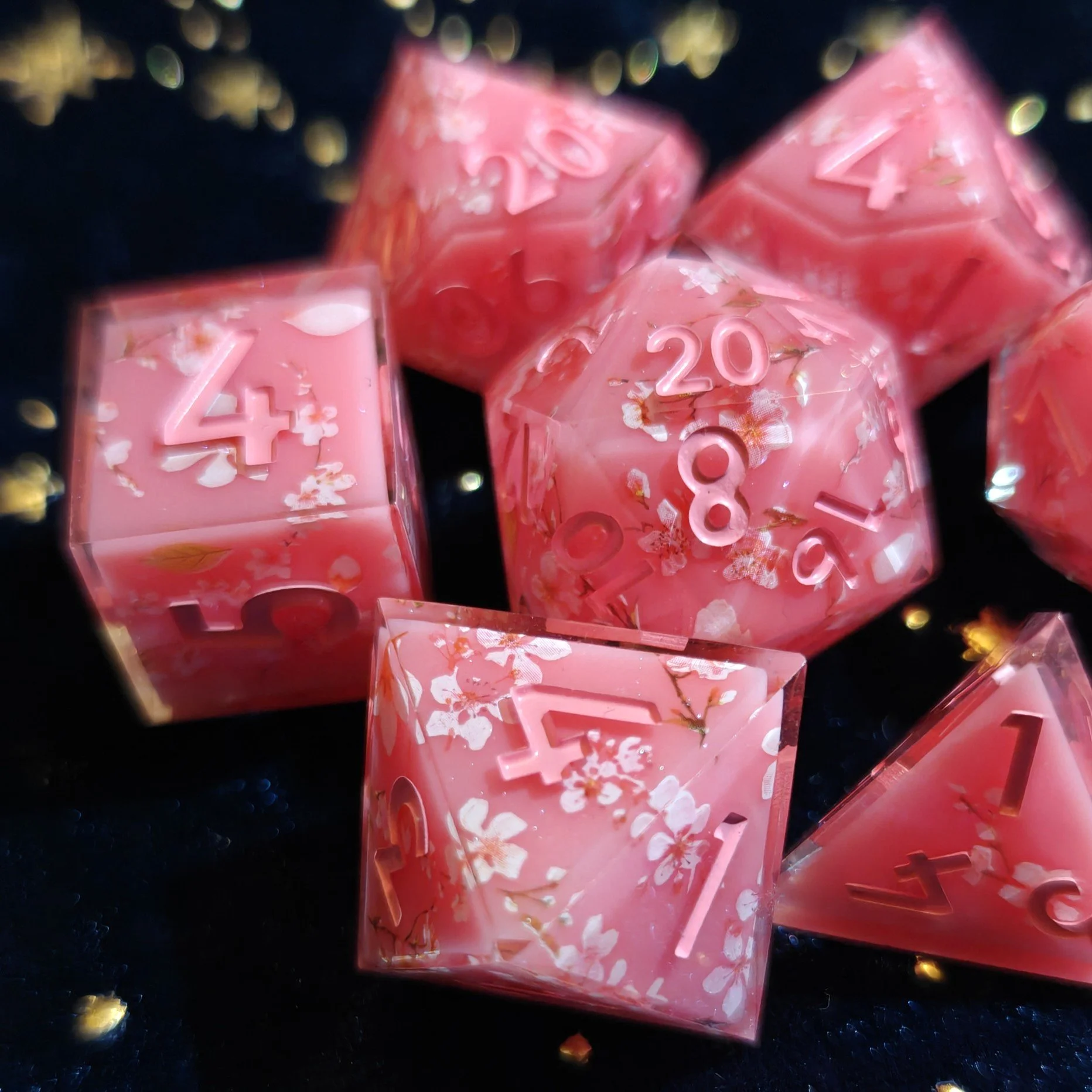 Sakura | Sharp-Edged Dice Set