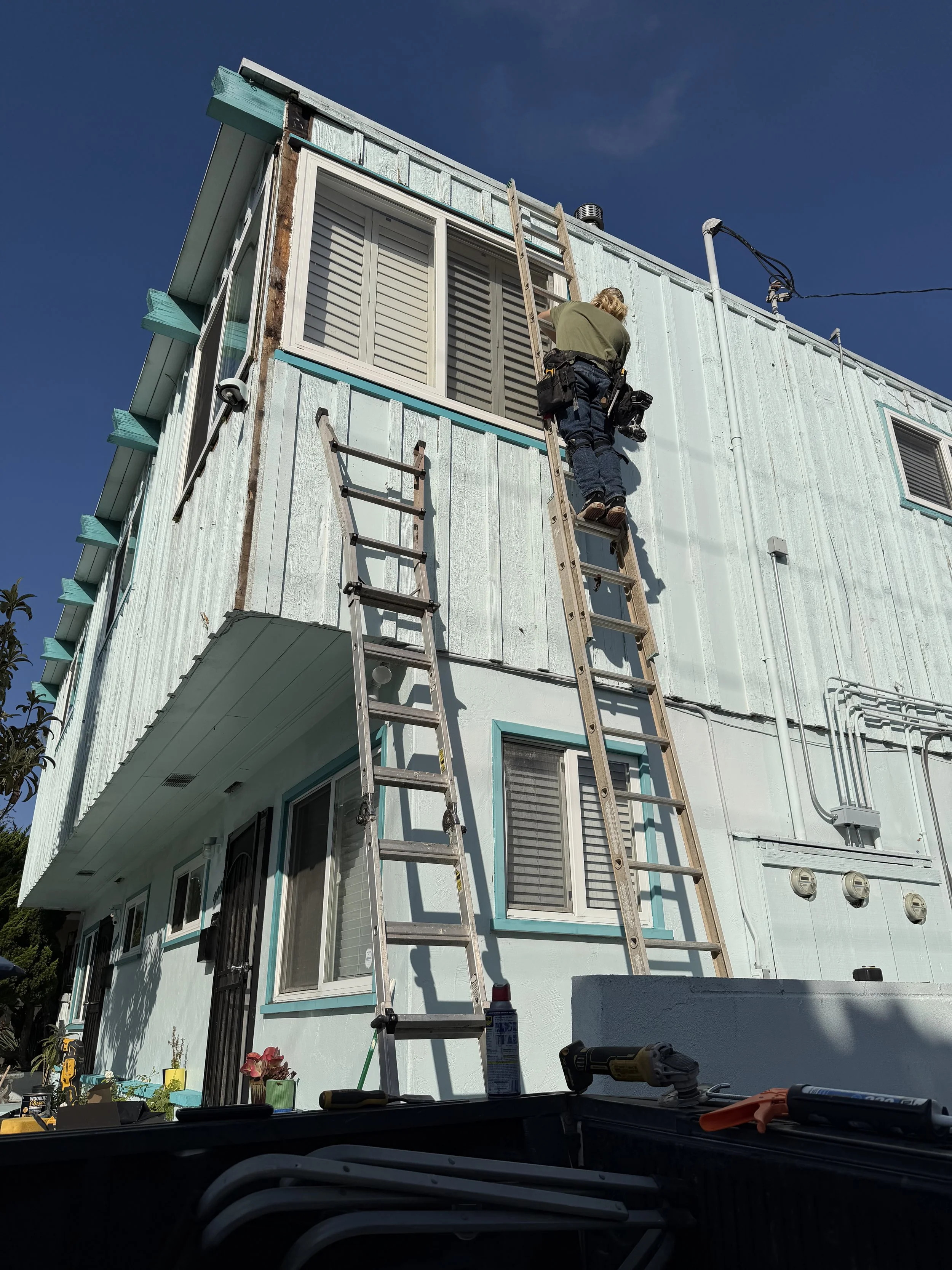 Exterior siding restoration in Pacific Beach, San Diego, CA by Foremost Building Solutions.