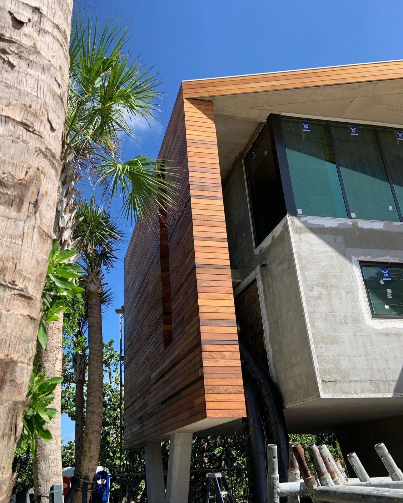 Brazilian hardwood siding installation on coastal modern home in Encinitas, CA – high-end exterior cladding completed by licensed contractor