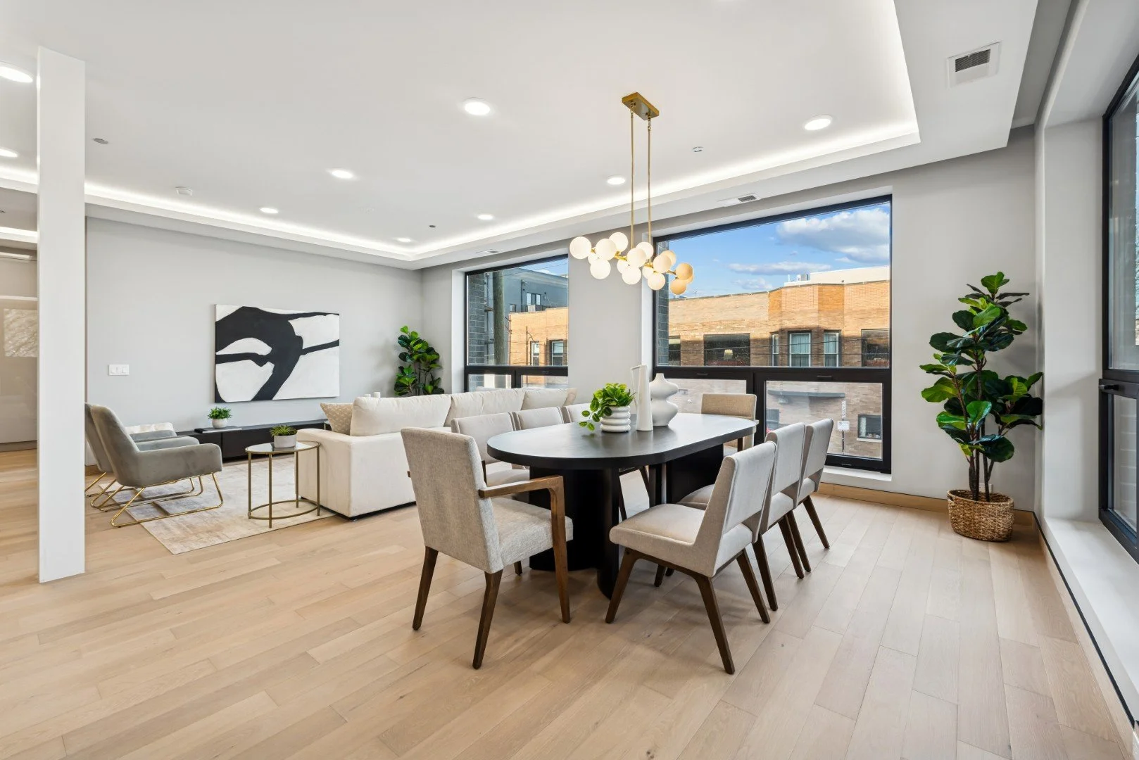 Roman-466NPaulina202(7) (Large).jpg