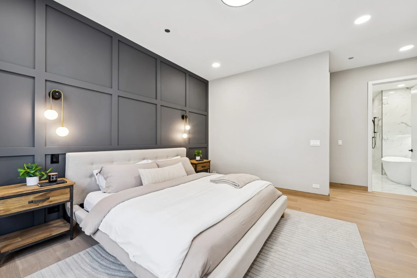 Roman-466NPaulina202(16) (Large).jpg