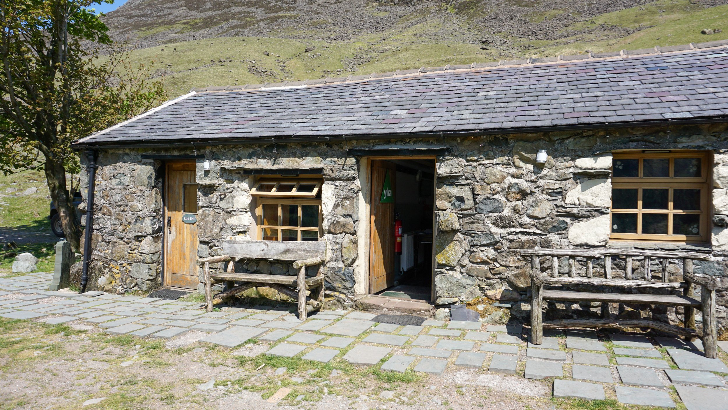 coast to coast hut.JPG