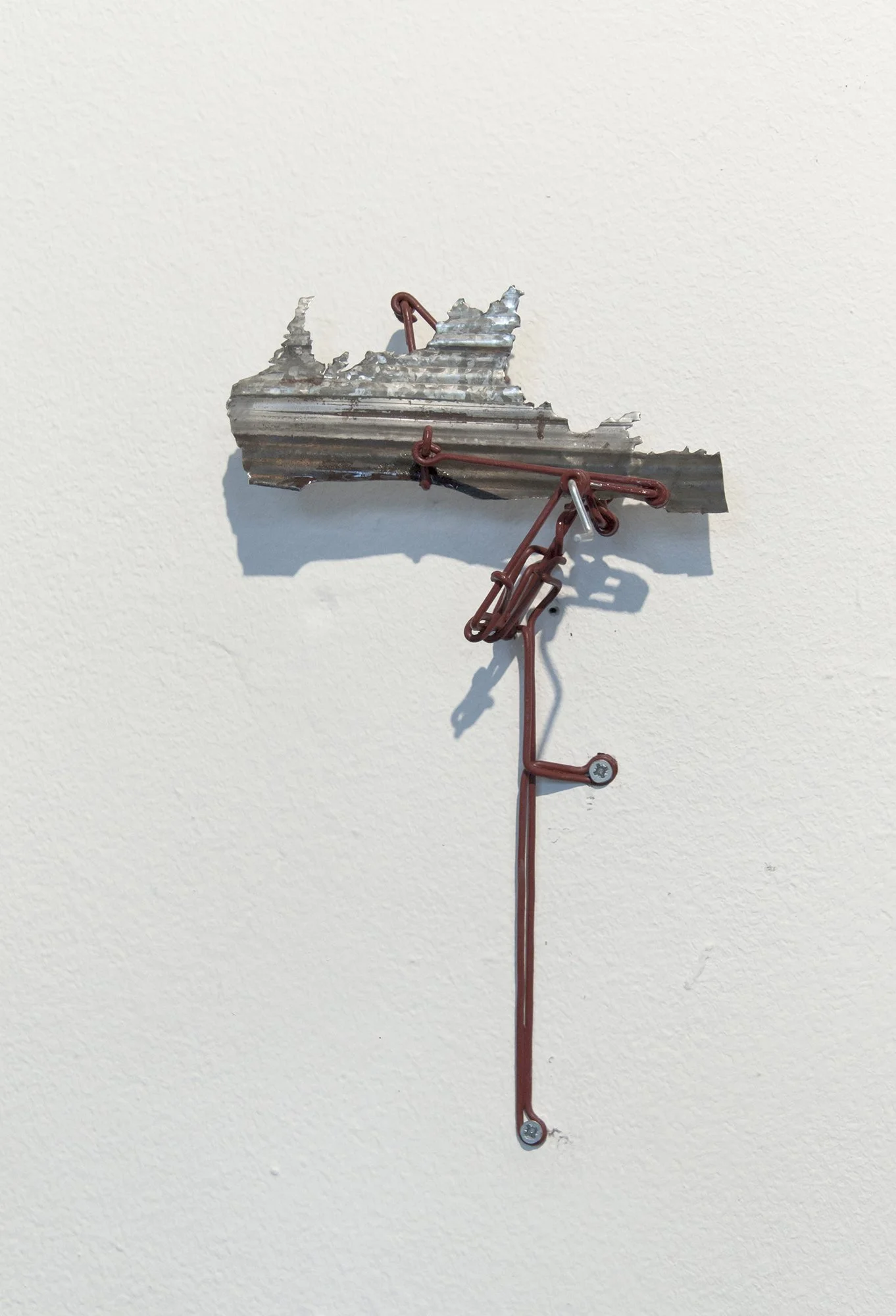 Bosrand, 
2015,
12x17x6 cm,
steel wire and tinplate protected with red lead,
(sold)