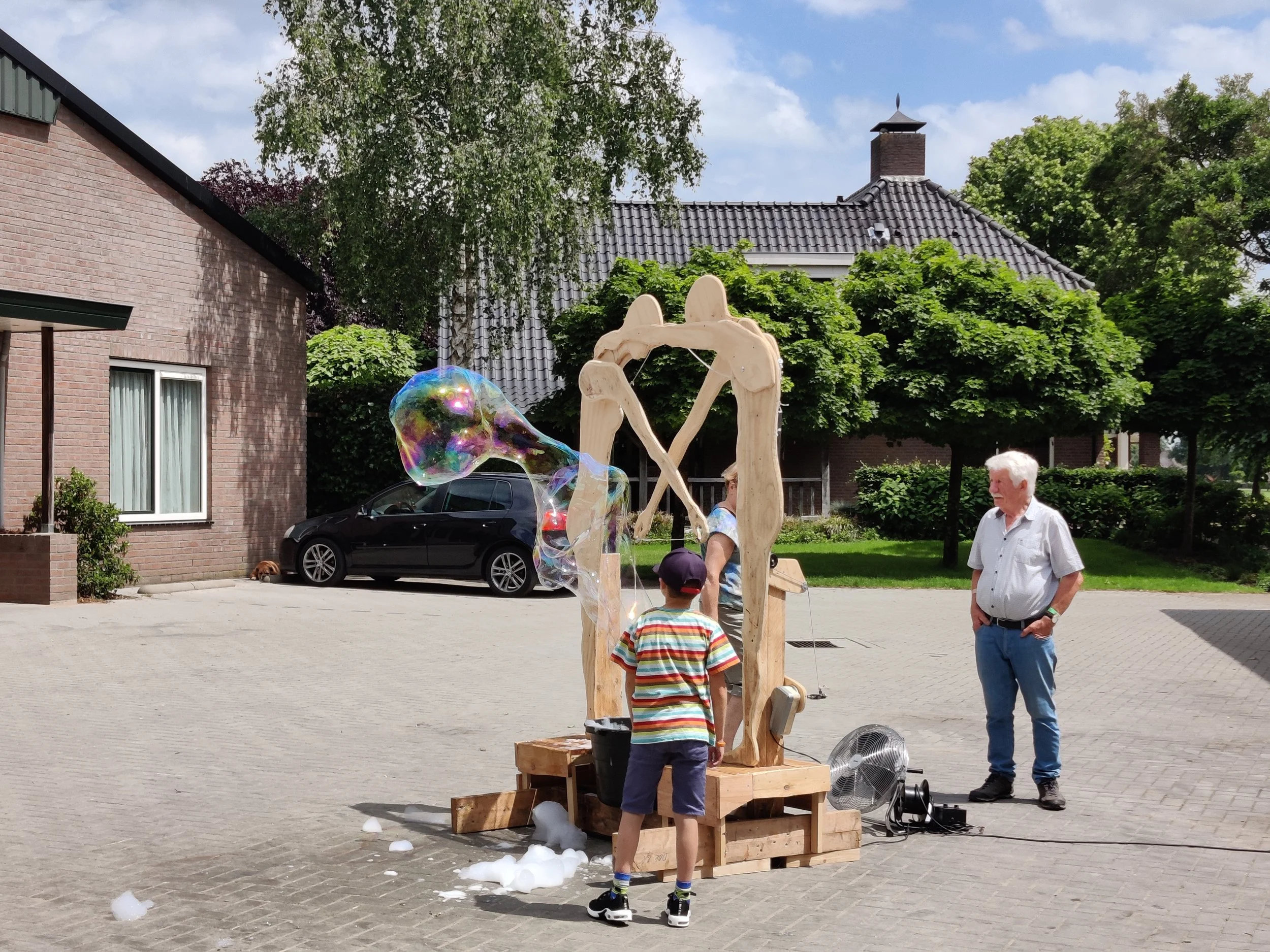 Bubble_Bart Nijboer_Van Hier Tot Ginder_3.jpg