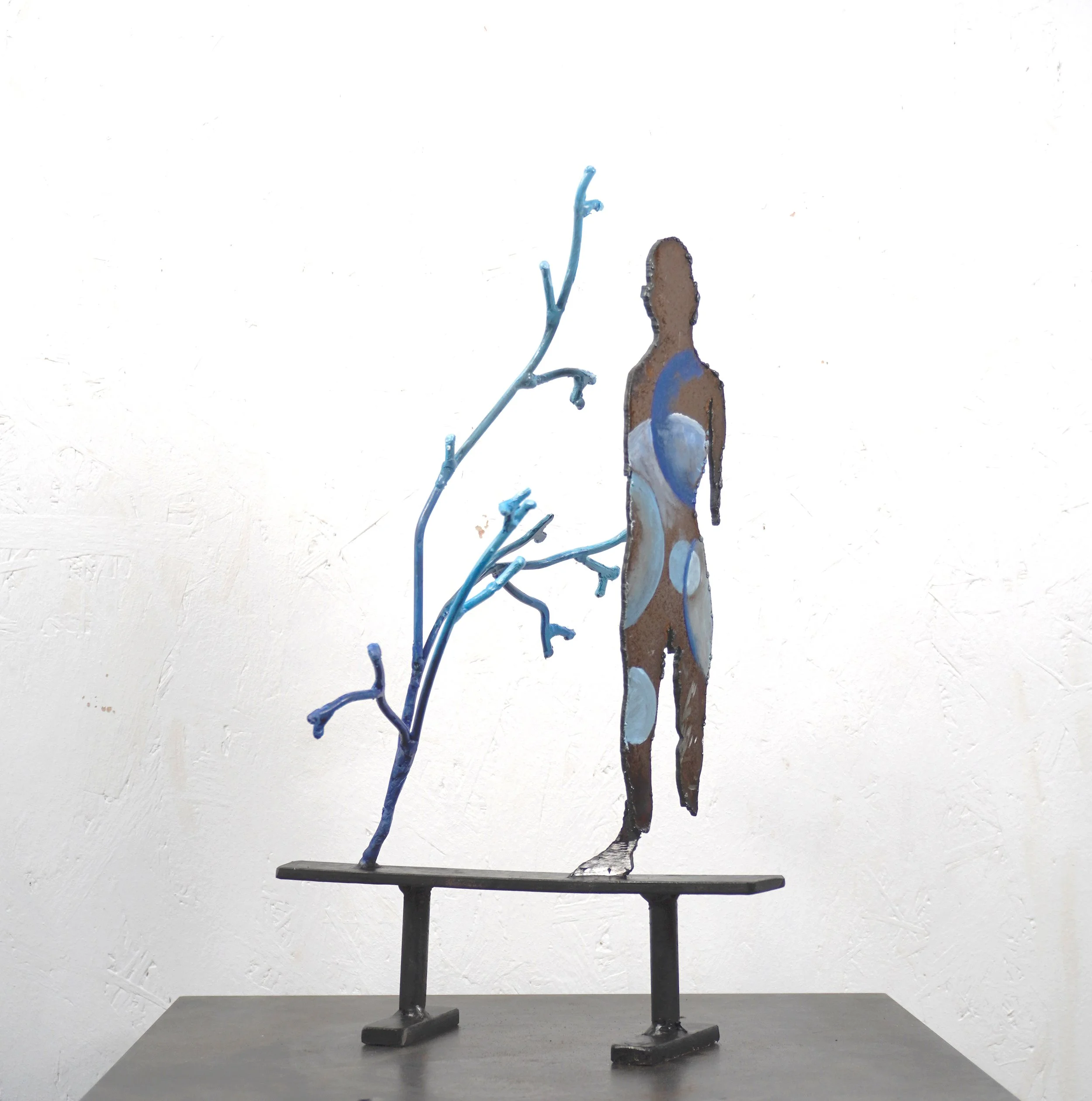 Material Body - standing figure 2
18x8x30cm
steel,oil paint
€750,-